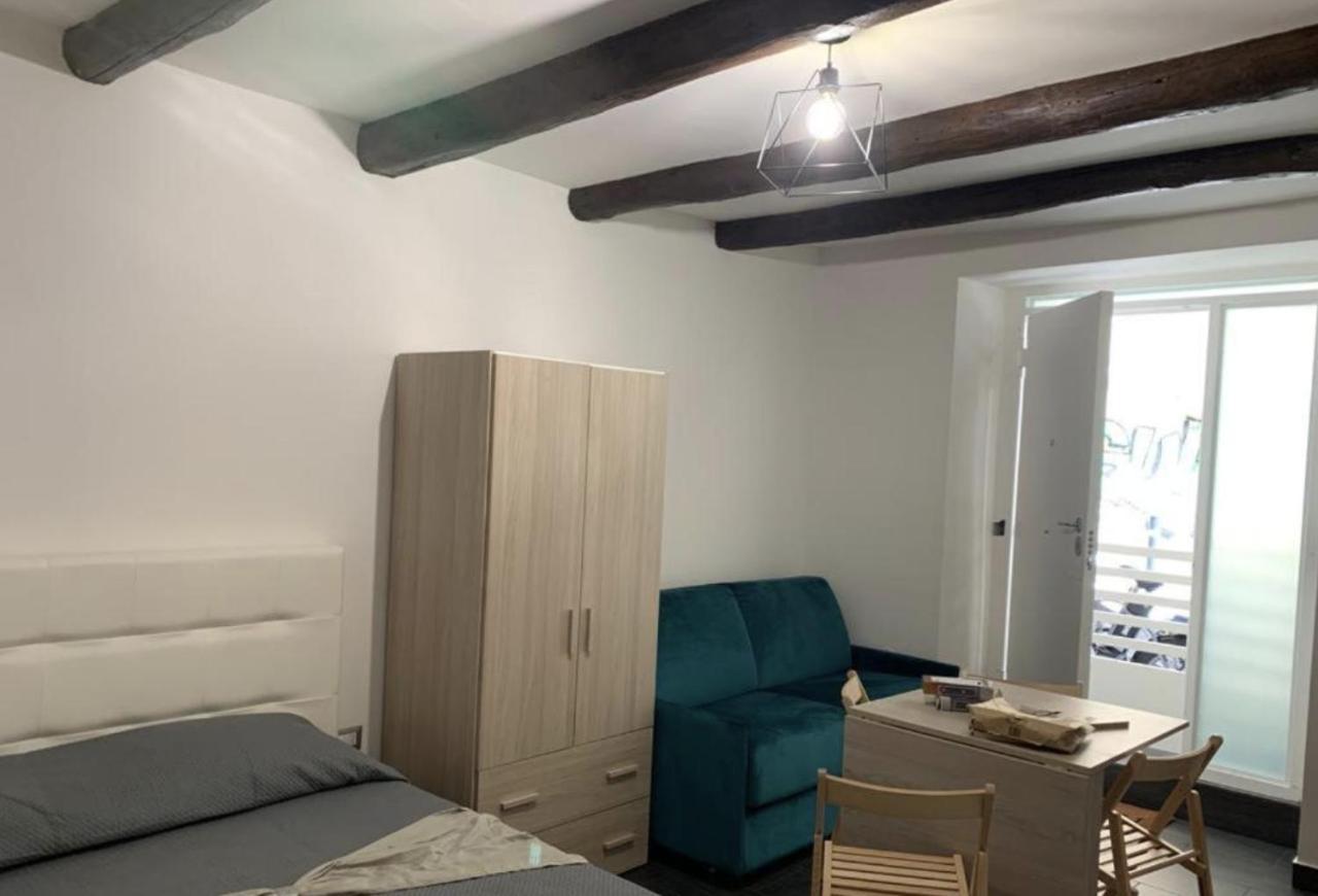 Viky House Chiaia Appartement Naples